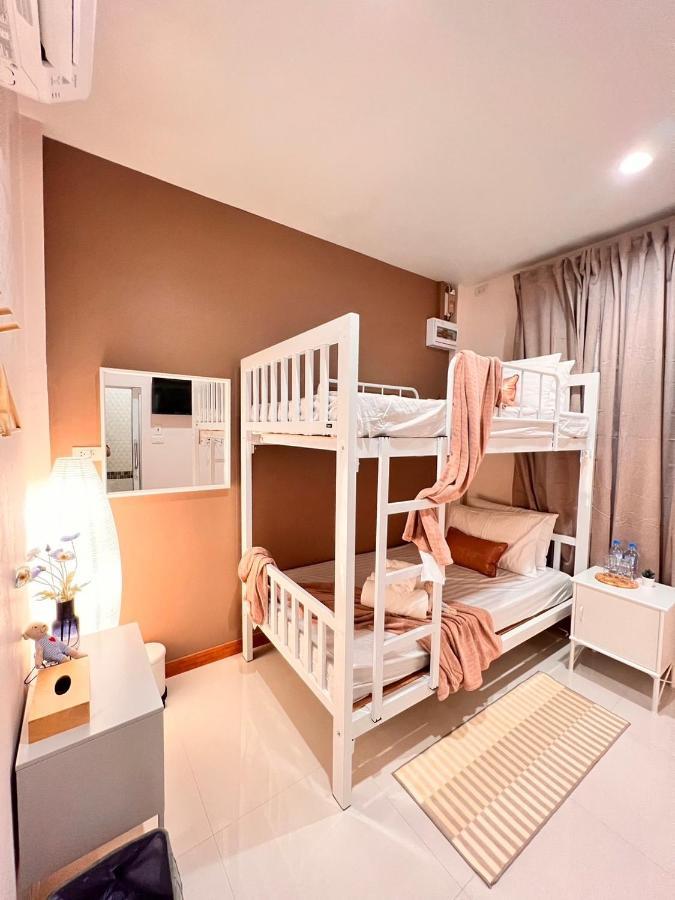 Por Poshtel Kanchanaburi Exterior photo