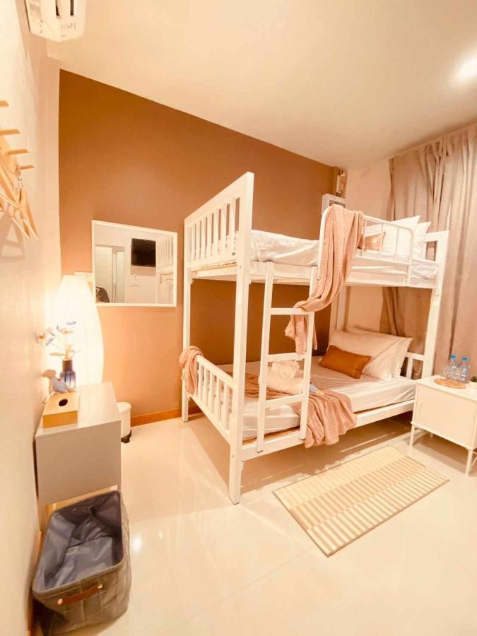 Por Poshtel Kanchanaburi Exterior photo